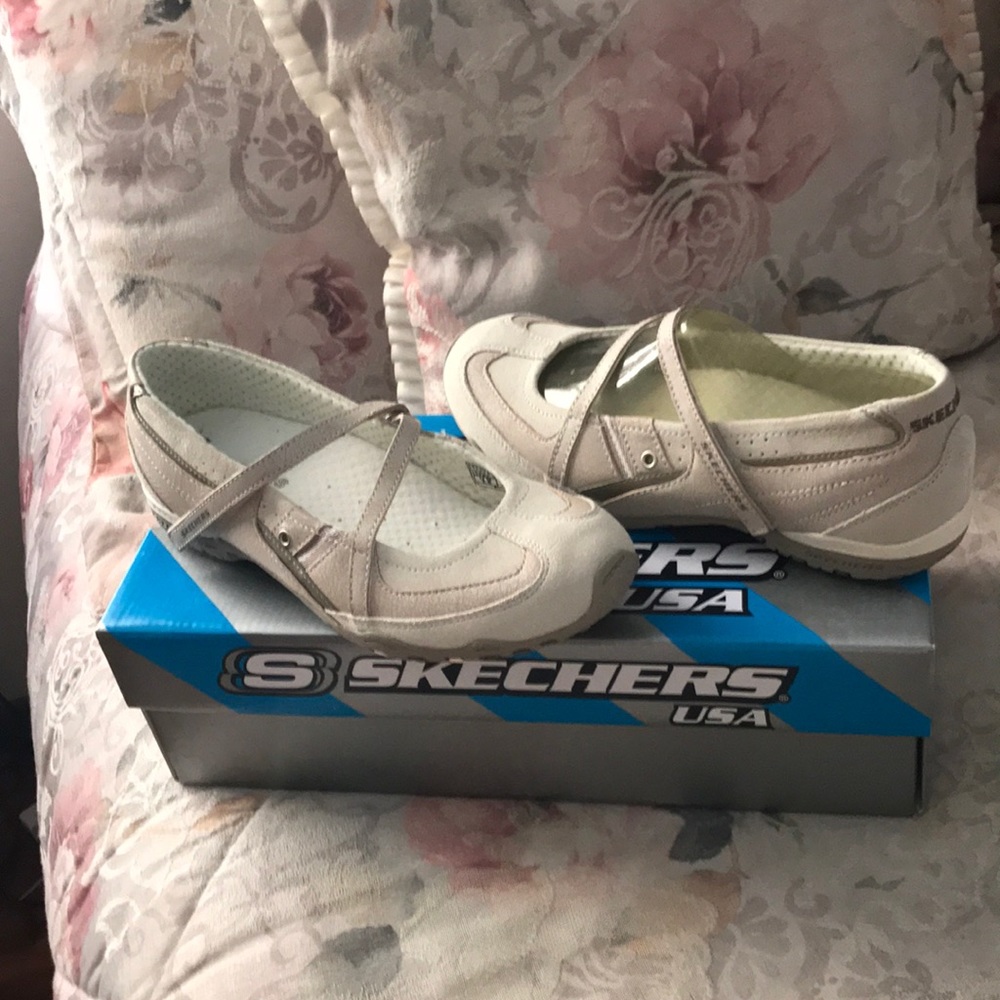 Skechers shoes